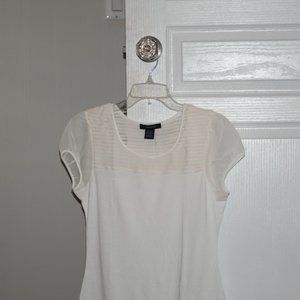 Arden B. Classic white tunic top
